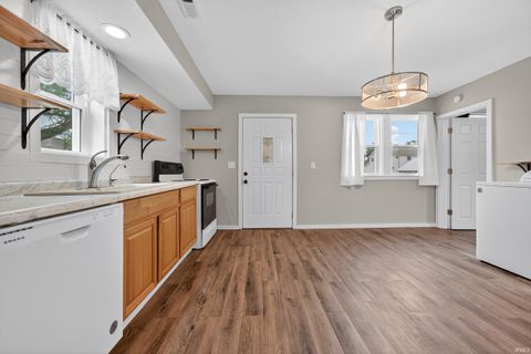 Tiny photo for 836 S Webster Street, Kokomo, IN 46901 (MLS # 202531246)