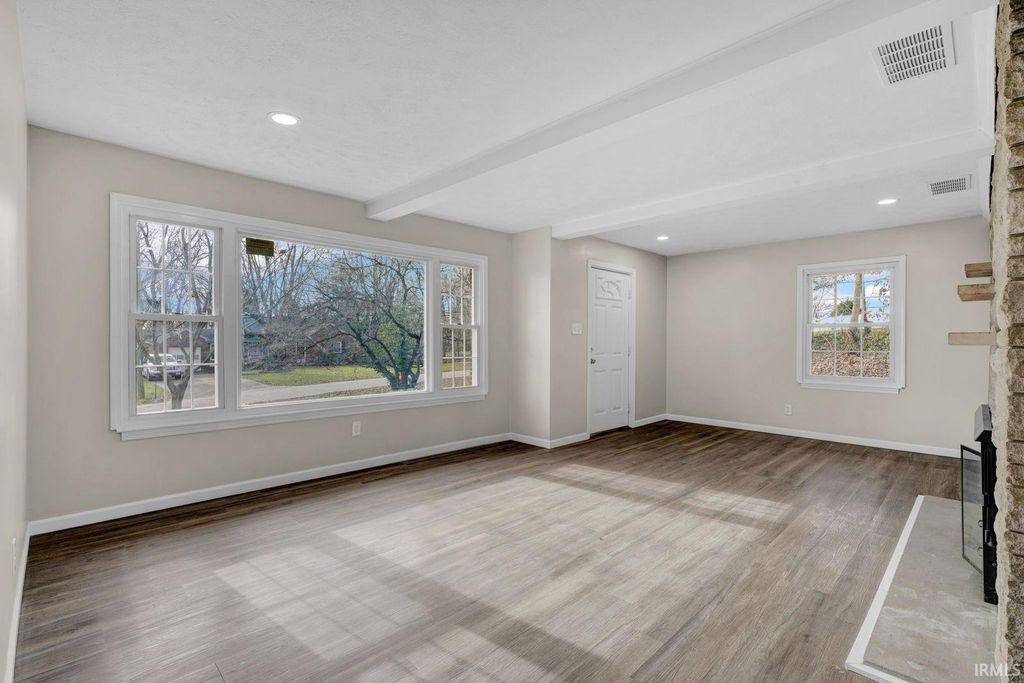 Photo of 2618 Lake Drive, Evansville, IN 47711 (MLS # 202600370)