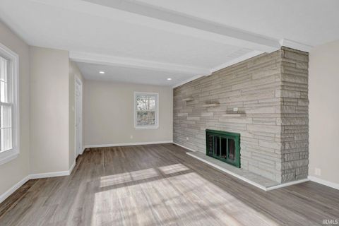 Tiny photo for 2618 Lake Drive, Evansville, IN 47711 (MLS # 202600370)