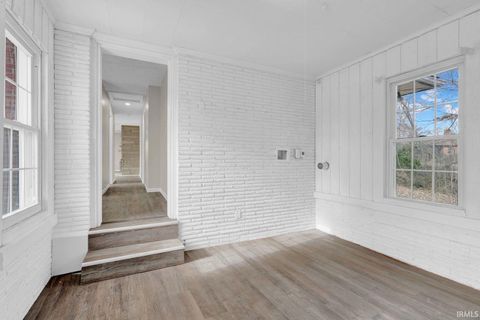 Tiny photo for 2618 Lake Drive, Evansville, IN 47711 (MLS # 202600370)