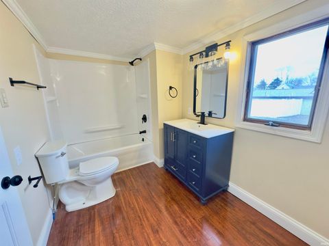 Tiny photo for 140 E Commerce Street, Macy, IN 46951 (MLS # 202606551)