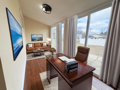 Tiny photo for 140 E Commerce Street, Macy, IN 46951 (MLS # 202606551)