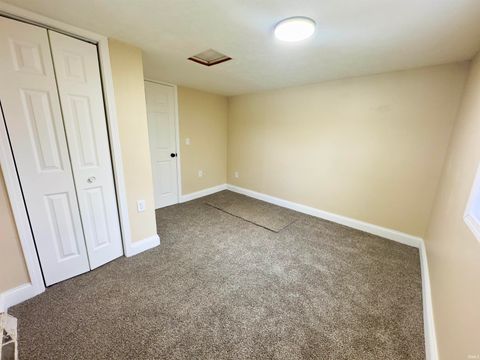 Tiny photo for 140 E Commerce Street, Macy, IN 46951 (MLS # 202606551)