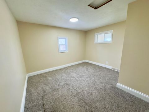 Tiny photo for 140 E Commerce Street, Macy, IN 46951 (MLS # 202606551)