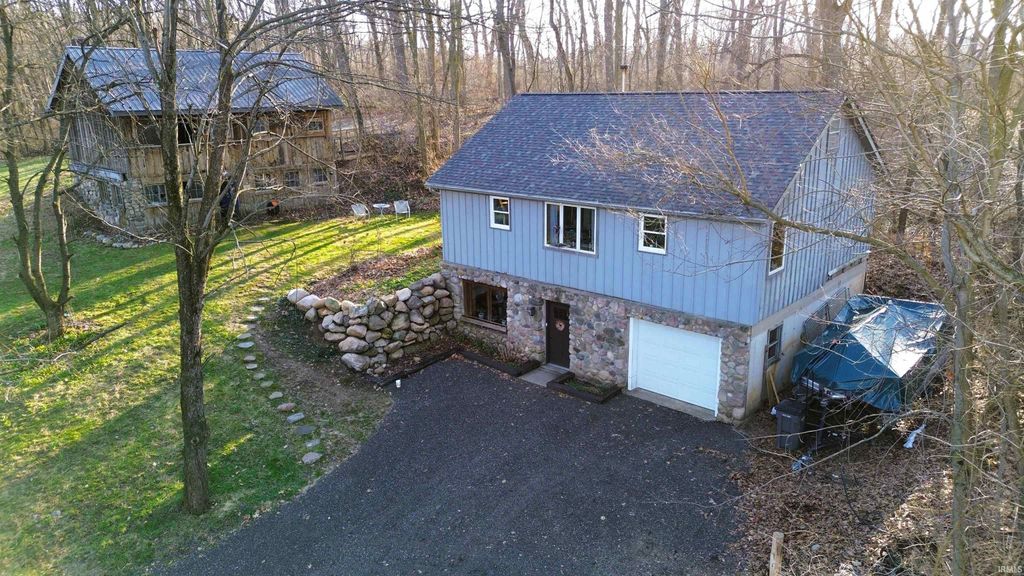 Photo of 13698 County Road 8 Lot 2 #2, Middlebury, IN 46540 (MLS # 202610339)