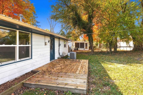 Tiny photo for 8239 Oklahoma Trail, Fort Wayne, IN 46815 (MLS # 202644914)