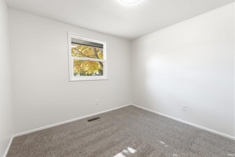 Tiny photo for 8239 Oklahoma Trail, Fort Wayne, IN 46815 (MLS # 202644914)