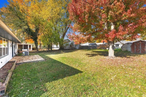 Tiny photo for 8239 Oklahoma Trail, Fort Wayne, IN 46815 (MLS # 202644914)