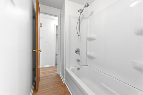 Tiny photo for 8239 Oklahoma Trail, Fort Wayne, IN 46815 (MLS # 202644914)