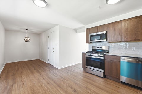 Tiny photo for 8239 Oklahoma Trail, Fort Wayne, IN 46815 (MLS # 202644914)