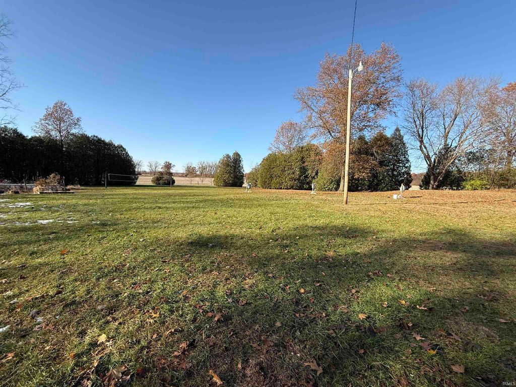 Photo of 10140 E State Road 10, Culver, IN 46511 (MLS # 202606564)