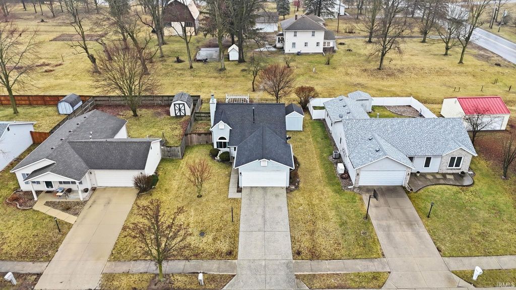 Photo of 3715 Three Oaks Drive, Fort Wayne, IN 46809 (MLS # 202607336)
