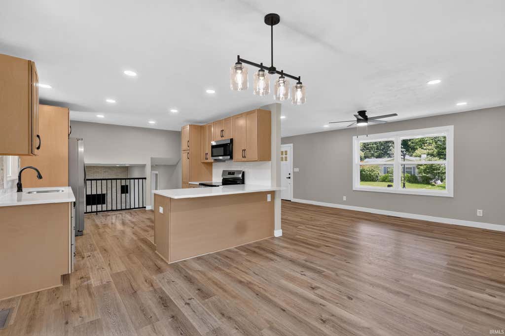 Photo of 1941 Indian Trail Drive, West Lafayette, IN 47906 (MLS # 202631832)