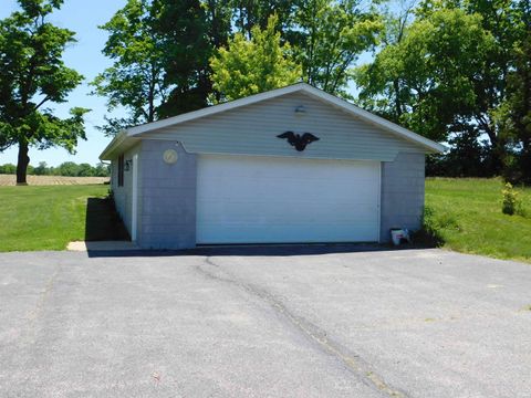 Tiny photo for 6139 W Ratliff Road, Bloomington, IN 47404 (MLS # 202618295)