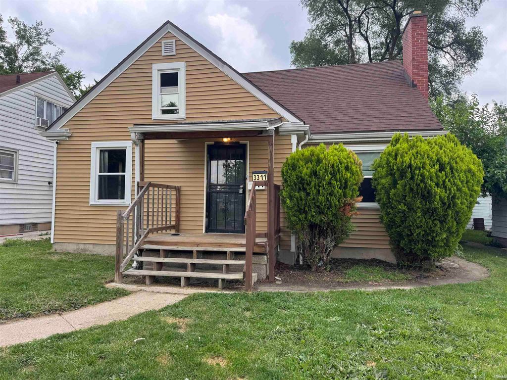 Photo of 3311 Reed Street, Fort Wayne, IN 46806 (MLS # 202622275)
