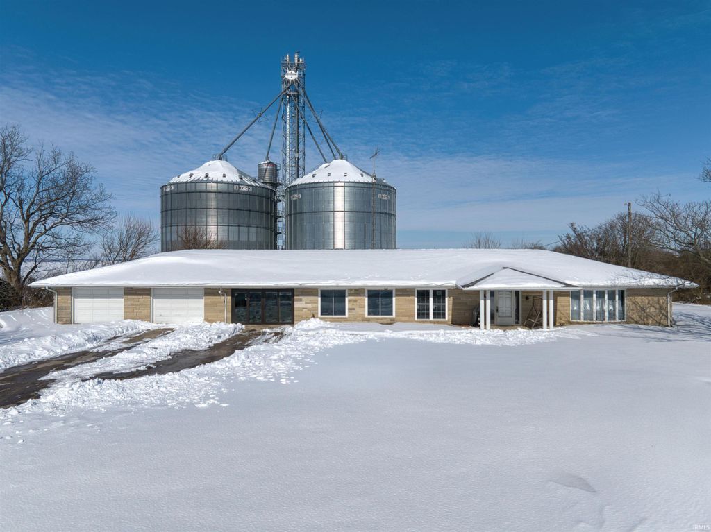 Photo of 986 W SR 168 Road, Fort Branch, IN 47648 (MLS # 202602755)