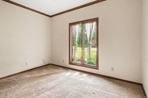 Tiny photo for 51125 Midlothian Court, Granger, IN 46530 (MLS # 202627824)