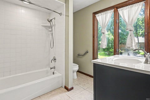 Tiny photo for 51125 Midlothian Court, Granger, IN 46530 (MLS # 202627824)