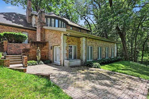 Tiny photo for 51125 Midlothian Court, Granger, IN 46530 (MLS # 202627824)