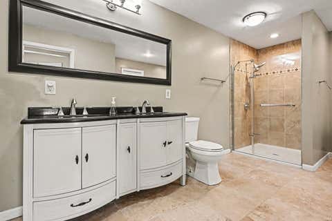 Tiny photo for 51125 Midlothian Court, Granger, IN 46530 (MLS # 202627824)