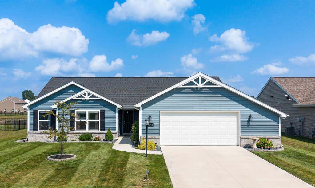 Photo of 12192 Bozzio Road, Fort Wayne, IN 46818 (MLS # 202632277)