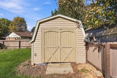 Tiny photo for 12109 Bayshore Boulevard, Grabill, IN 46741 (MLS # 202643764)