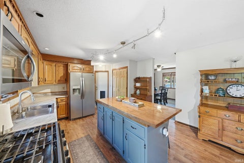 Tiny photo for 12109 Bayshore Boulevard, Grabill, IN 46741 (MLS # 202643764)