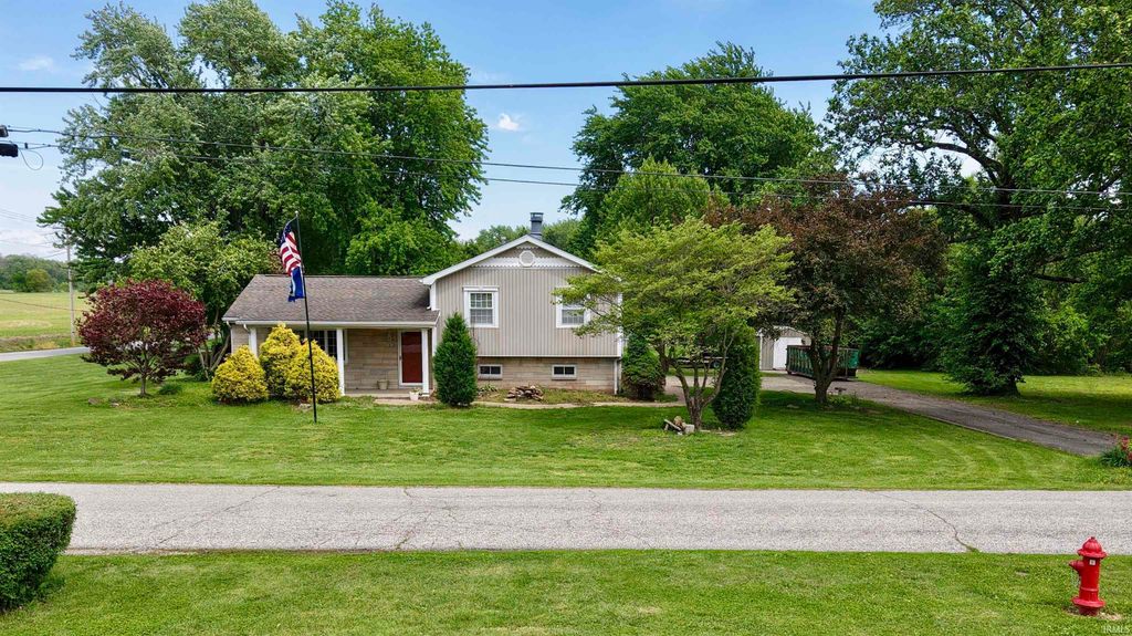 Photo of 1018 Jersey Street, Washington, IN 47501 (MLS # 202617139)