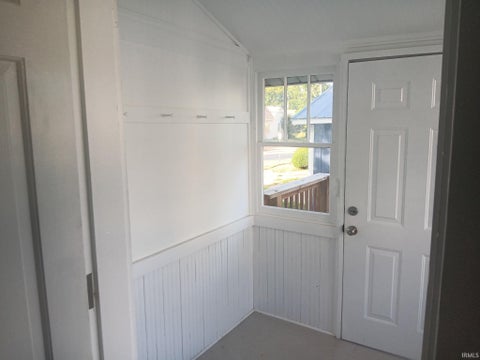 Tiny photo for 1502 Main Street, Vincennes, IN 47591 (MLS # 202635581)