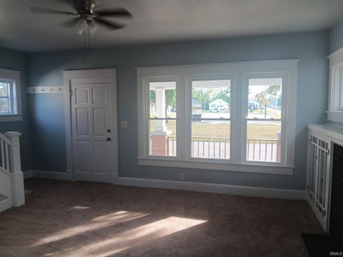Tiny photo for 1502 Main Street, Vincennes, IN 47591 (MLS # 202635581)
