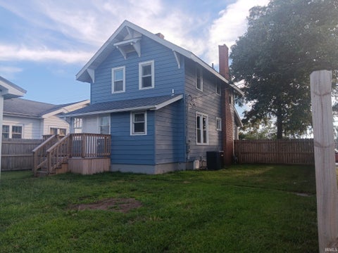 Tiny photo for 1502 Main Street, Vincennes, IN 47591 (MLS # 202635581)