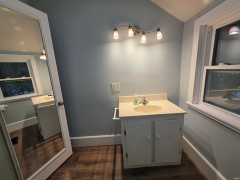 Tiny photo for 1502 Main Street, Vincennes, IN 47591 (MLS # 202635581)