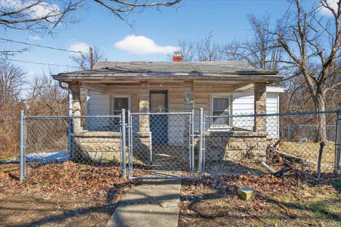 Photo of 1530 W arlington Road, Bloomington, IN 47404 (MLS # 202628582)