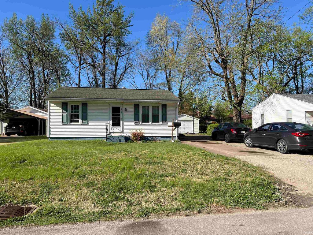 Photo of 1712 Culverson Avenue, Evansville, IN 47714 (MLS # 202616903)