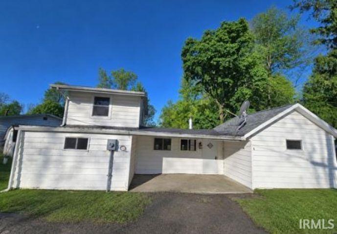Photo of 5711 W County Road 1070 Common, Gaston, IN 47342 (MLS # 202639501)