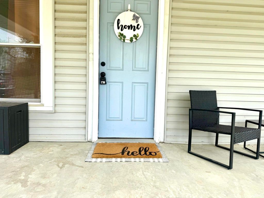 Photo of 940 I Street, Bedford, IN 47421 (MLS # 202614169)