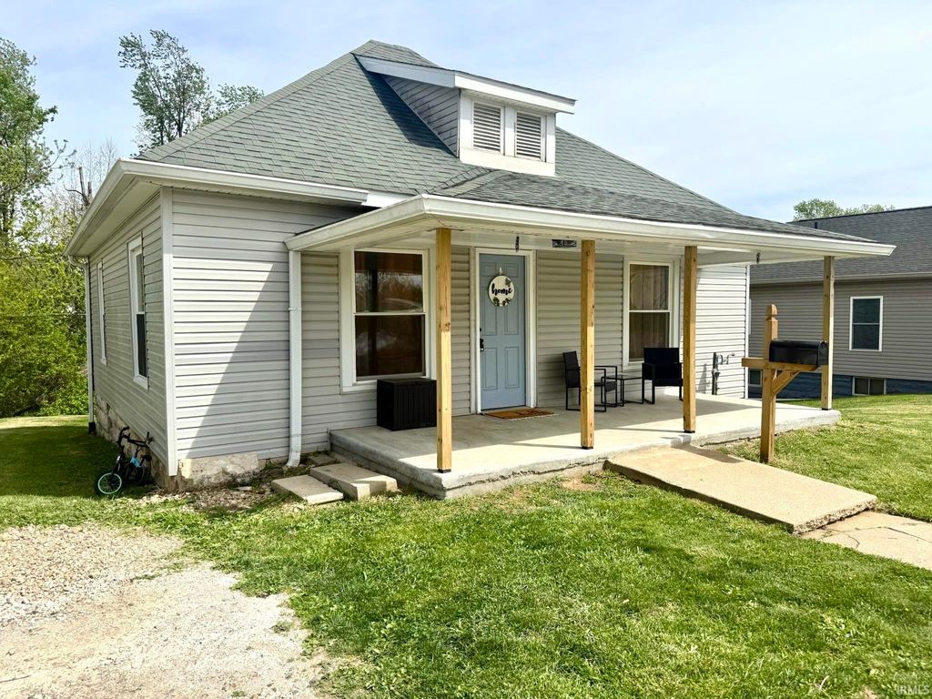 Photo of 940 I Street, Bedford, IN 47421 (MLS # 202614169)