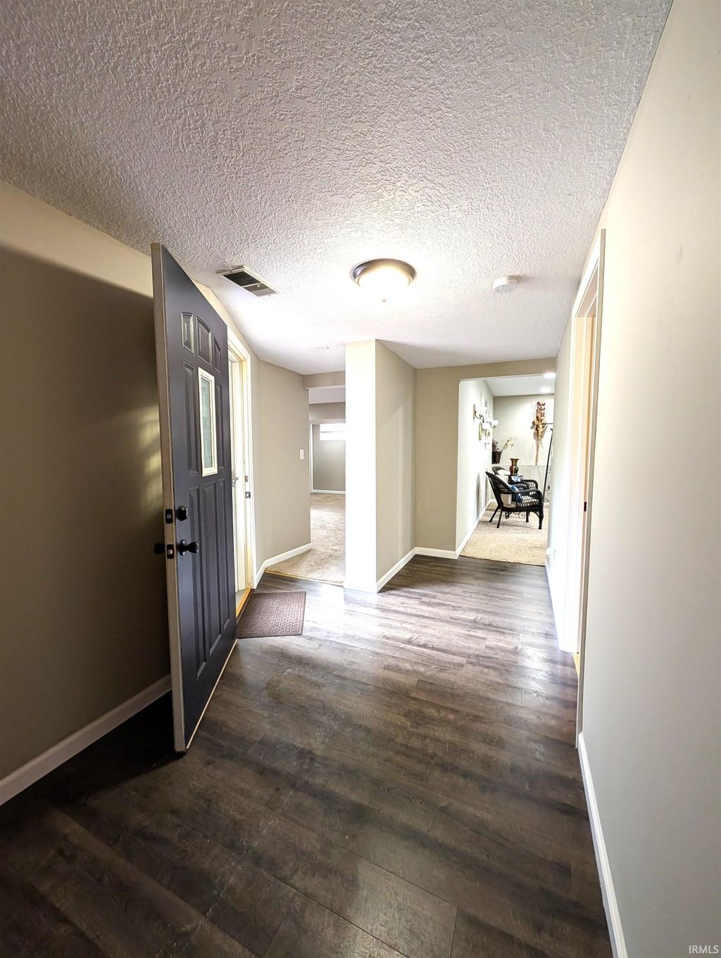 Photo of 2707 Otsego Drive, Fort Wayne, IN 46825 (MLS # 202613270)