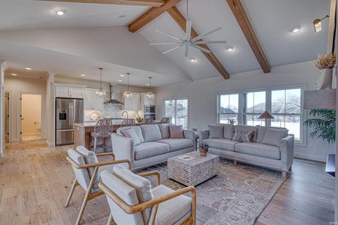 Tiny photo for 8818 Jenkins Drive, Evansville, IN 47725 (MLS # 202549689)