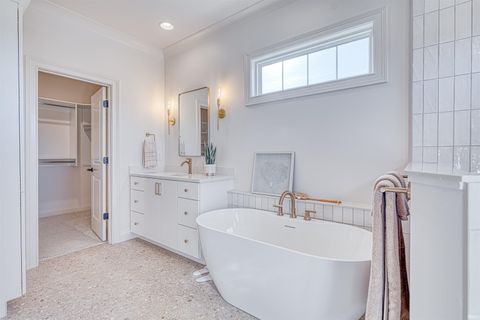 Tiny photo for 8818 Jenkins Drive, Evansville, IN 47725 (MLS # 202549689)