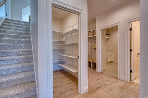 Tiny photo for 8818 Jenkins Drive, Evansville, IN 47725 (MLS # 202549689)