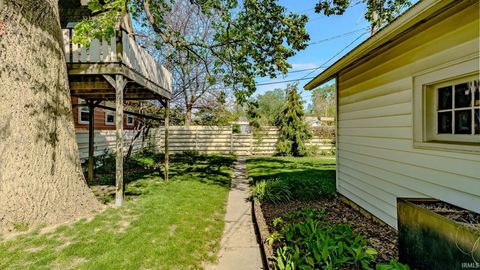 Tiny photo for 3 Park Avenue, Lafayette, IN 47904 (MLS # 202615639)