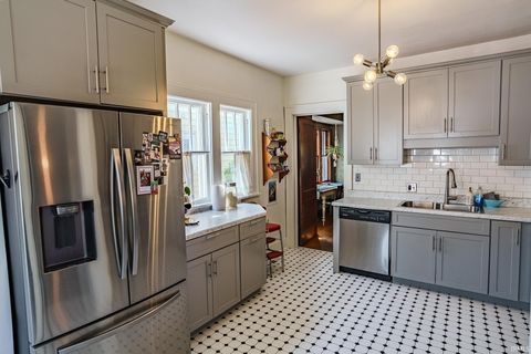 Tiny photo for 3 Park Avenue, Lafayette, IN 47904 (MLS # 202615639)