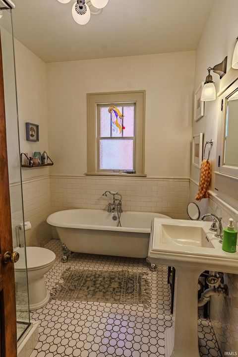 Tiny photo for 3 Park Avenue, Lafayette, IN 47904 (MLS # 202615639)