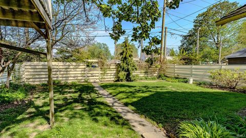 Tiny photo for 3 Park Avenue, Lafayette, IN 47904 (MLS # 202615639)