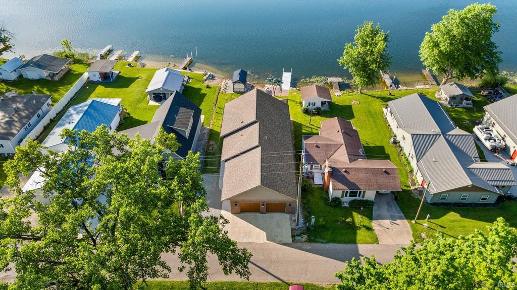 Photo of 64 W Lakeside Drive, North Manchester, IN 46962 (MLS # 202620787)