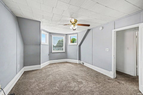 Tiny photo for 138 W Broadway Street, Mishawaka, IN 46545 (MLS # 202622785)