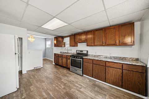 Tiny photo for 138 W Broadway Street, Mishawaka, IN 46545 (MLS # 202622785)