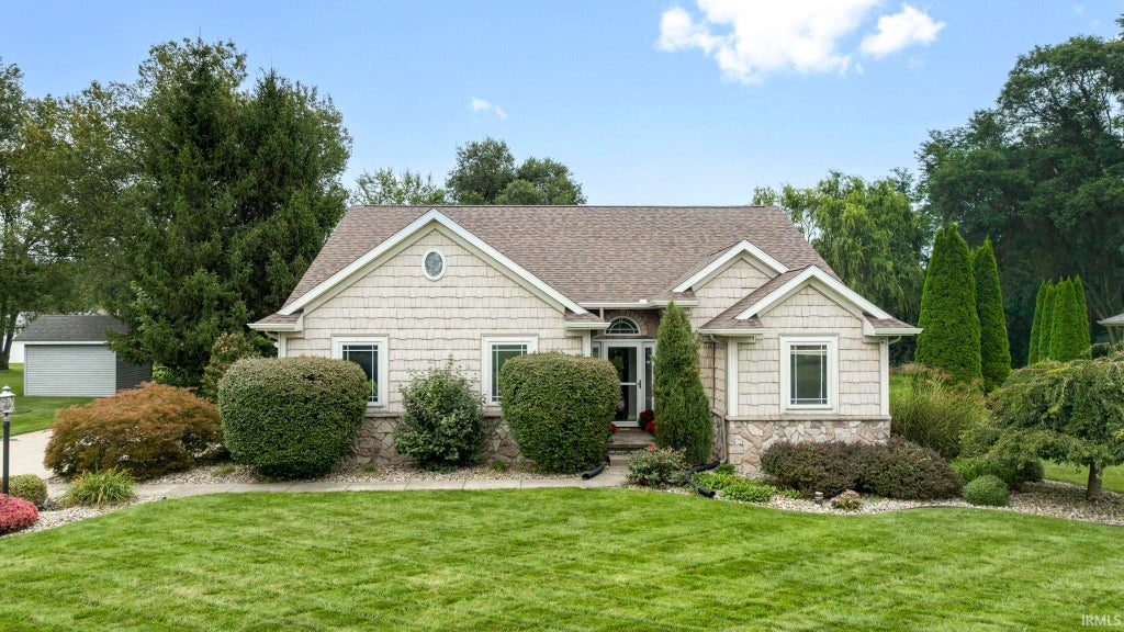 Photo of 53702 Songbird Way, Bristol, IN 46507 (MLS # 202639602)