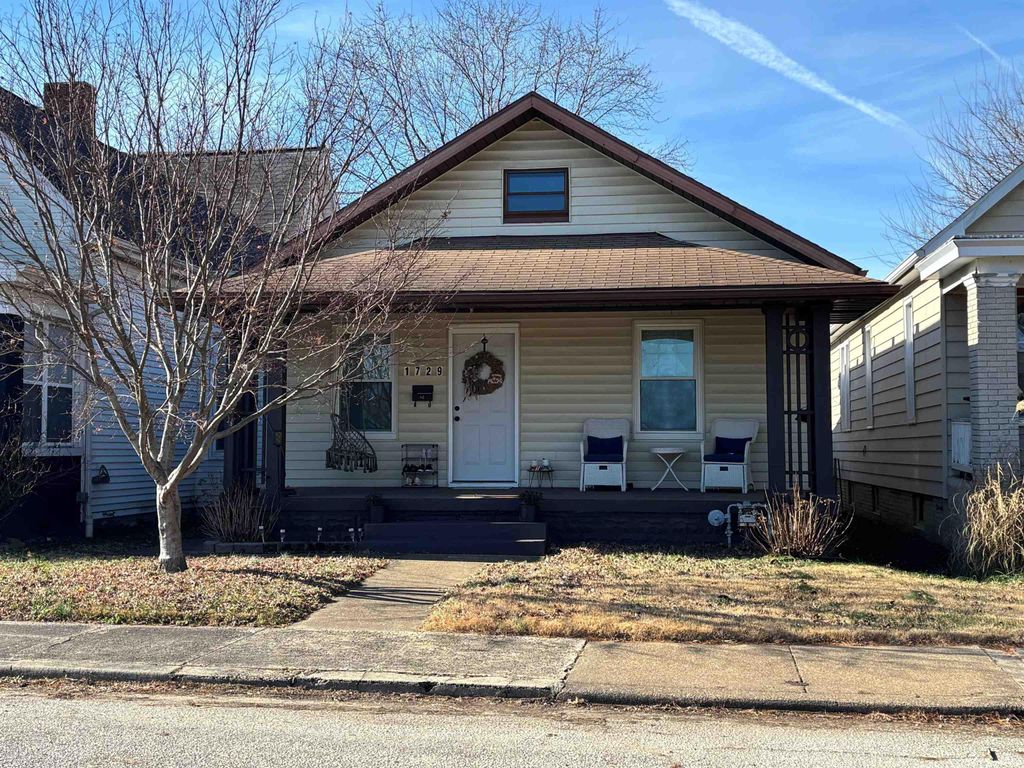 Photo of 1729 Stinson Avenue, Evansville, IN 47712 (MLS # 202549939)